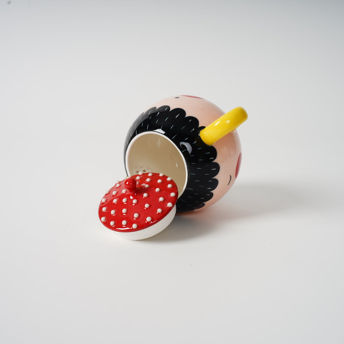 Two-Faced Ceramic Teapot alternate face with cups
