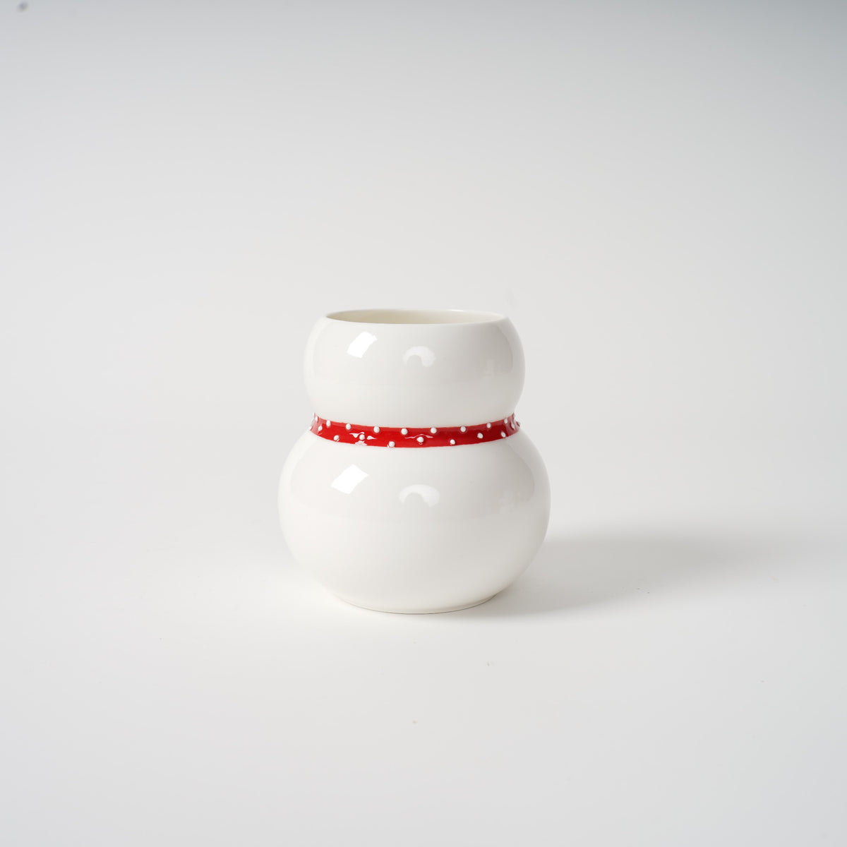 Hand-painted snowman ceramic tea set detail