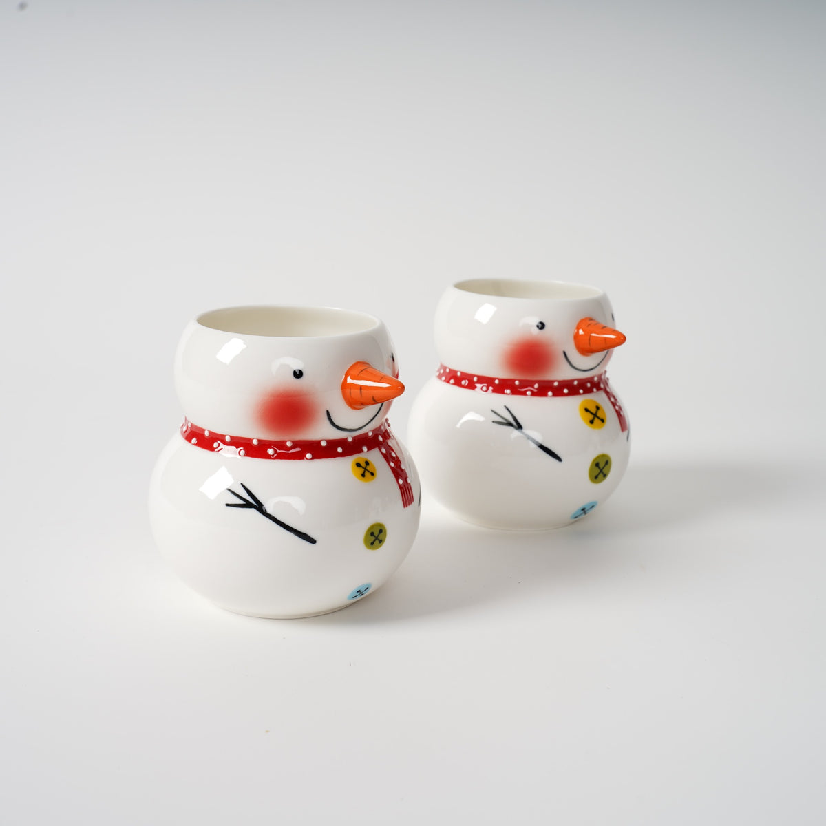 Hand-painted snowman ceramic tea set detail